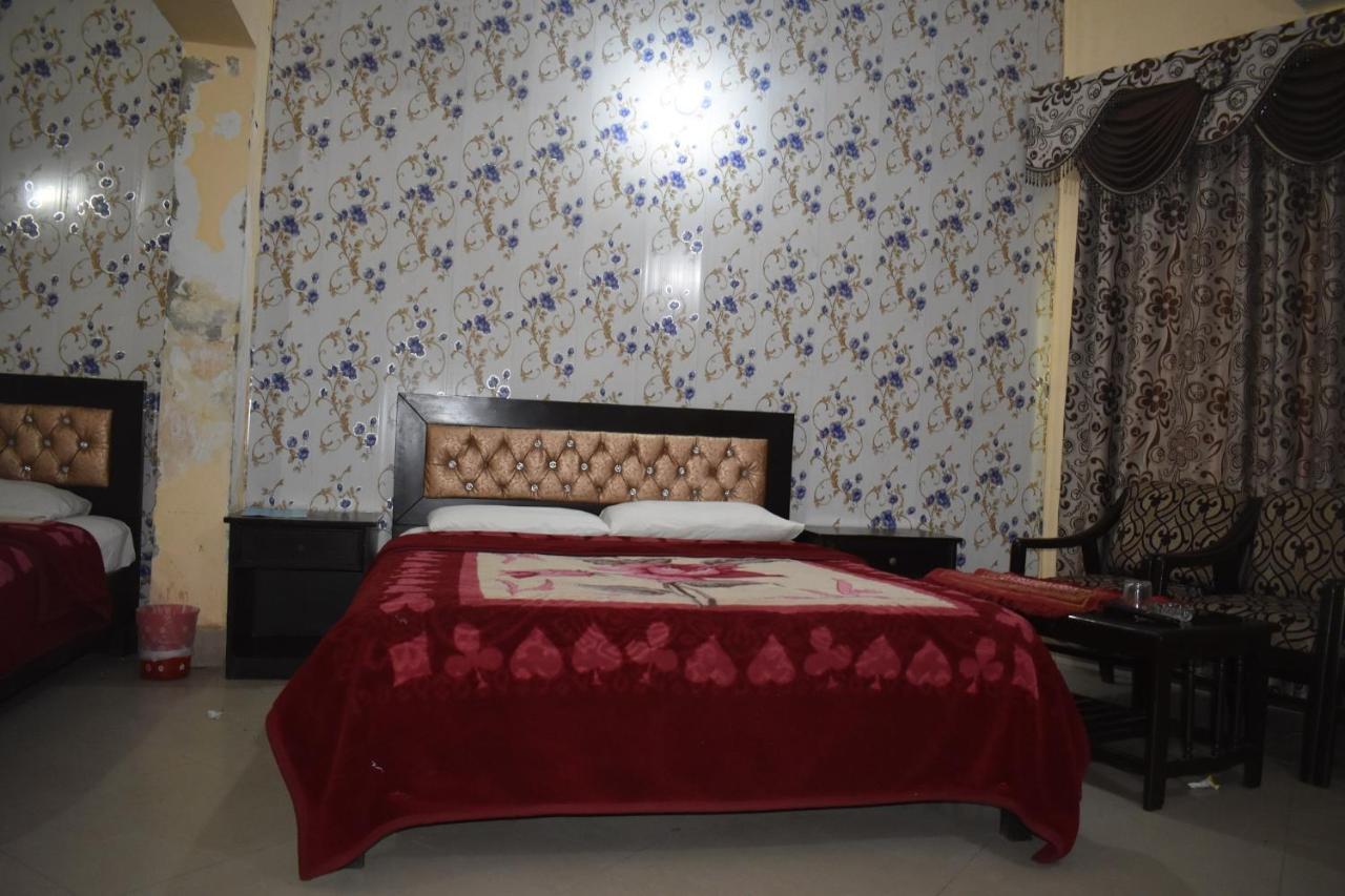 Hotel Sky Inn Rawalpindi Bagian luar foto