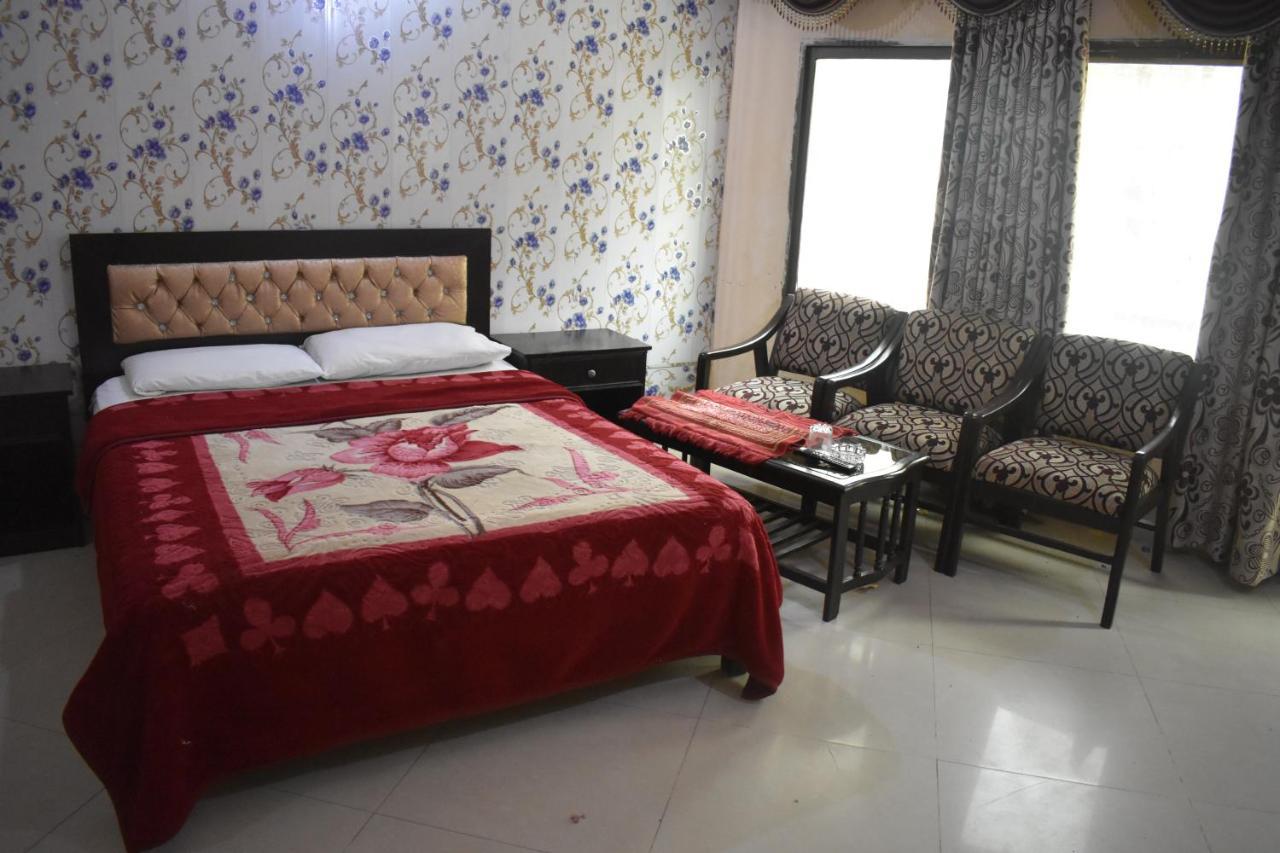 Hotel Sky Inn Rawalpindi Bagian luar foto